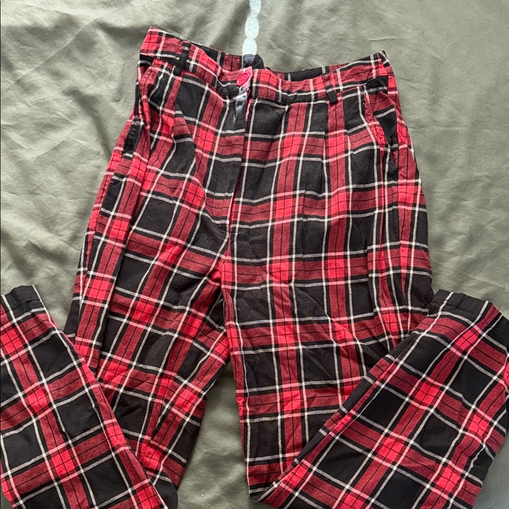 Plaid Red and Black Junior's Pants with pockets
